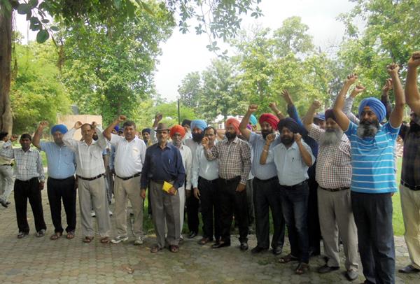 employees federations throw out