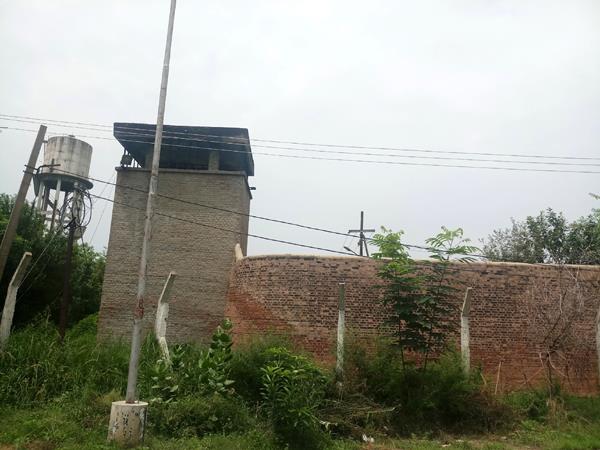 due to lack of strictness  the prisoners   wishes are carried out in jail