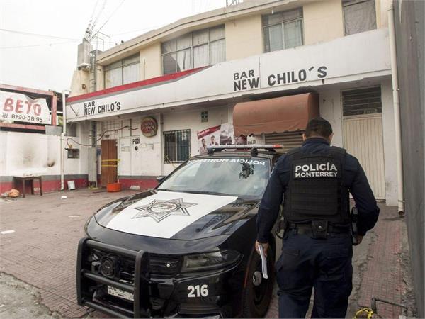 15 shot dead in bloody night for mexico s monterrey