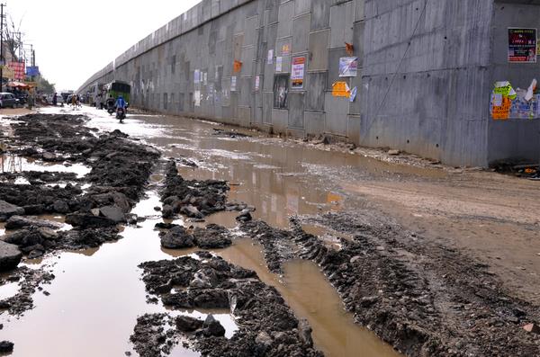 main chowk dirty broken roads