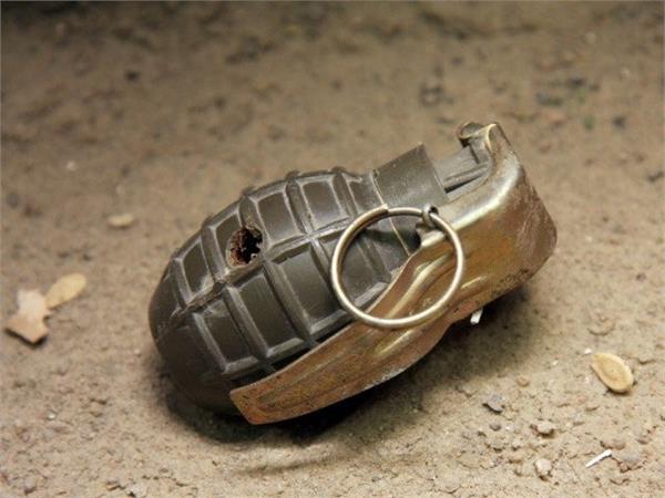 grenade thrown at police post