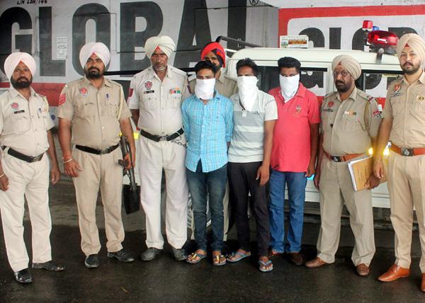 3 arrested including 75 kg of poppy husk