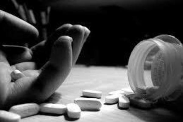 poisonous medicine suicide