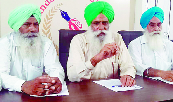 ਪ੍ਰਧਾਨ ਮੰਤਰੀ ਦੀ ਮਲੋਟ ਰੈਲੀ ਦਾ ਕਾਲੀਅਾਂ  ਝੰਡੀਅਾਂ ਨਾਲ ਕੀਤਾ ਜਾਵੇਗਾ ਵਿਰੋਧ : ਕਿਸਾਨ ਅਾਗੂ