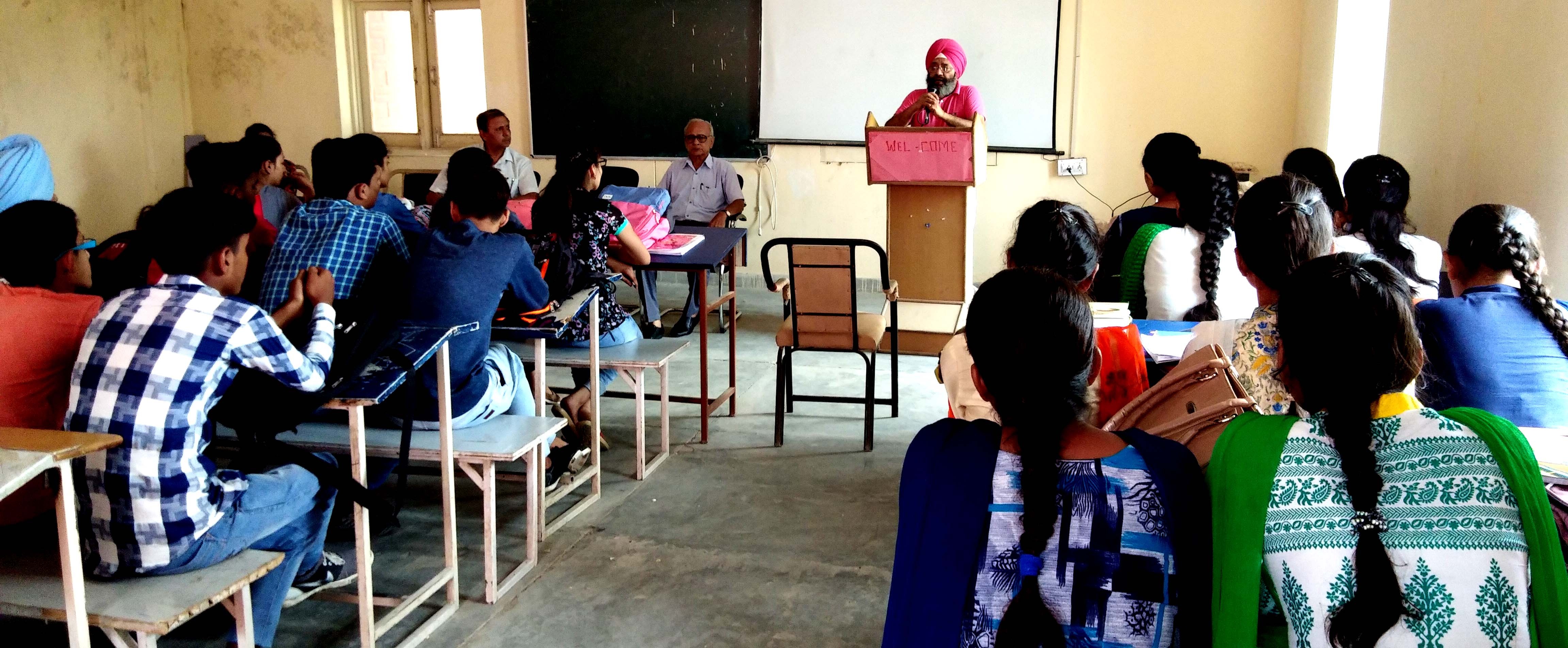 ਚੰਗਾ ਵਿਅਕਤੀ ਬਣਨ ਲਈ ਨੈਤਿਕ ਕਦਰਾਂ-ਕੀਮਤਾਂ ਦਾ ਧਾਰਨੀ ਹੋਣਾ ਜ਼ਰੂਰੀ : ਡਾ. ਕੰਗ