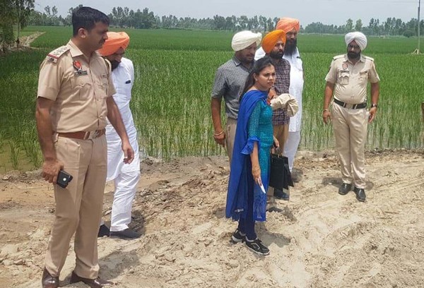 ਮਾਈਨਿੰਗ ਅਫਸਰ ਵੱਲੋਂ ਡੋਡ ਵਿਖੇ ਖੱਡ ਦੀ ਜਾਂਚ