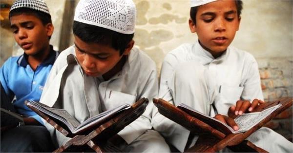 pune  36 students rescued from madrasa