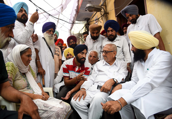 ਰਿੰਕਲ ਹੱਤਿਆਕਾਂਡ : ਮਾਂ ਨੇ ਕਿਹਾ ਨੀਟੂ ਨੂੰ ਗ੍ਰਿਫਤਾਰ ਨਾ ਕੀਤਾ ਤਾਂ ਕੈਪਟਨ ਸਾਹਮਣੇ ਕਰਾਂਗੀ ਆਤਮਦਾਹ