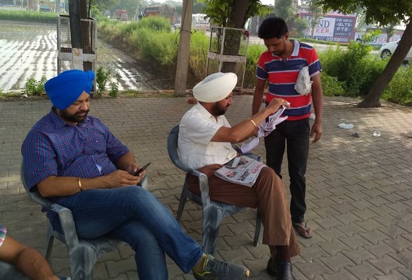 ਐਕਸਾਈਜ਼ ਮੋਬਾਇਲ ਵਿੰਗ ਦੀ ਟੀਮ ਨੇ ਕੀਤੀ ਵਾਹਨਾਂ ਦੀ ਚੈਕਿੰਗ