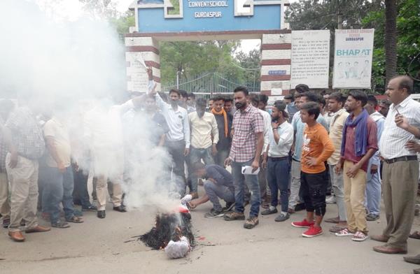 christian community protest show