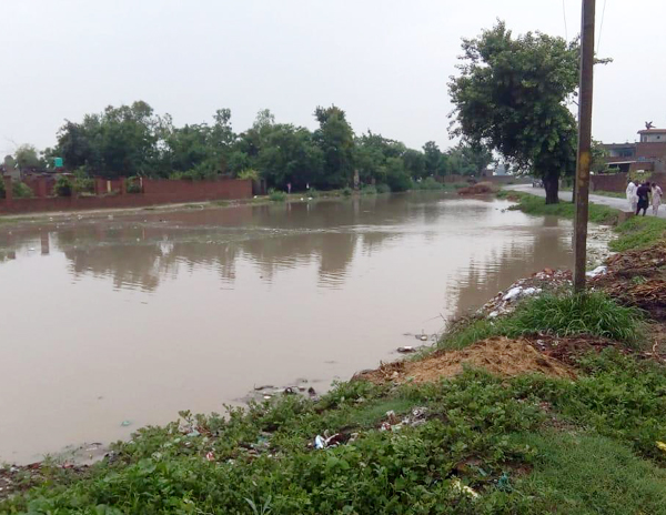 ਸਰਕਾਰੀ ਵਿਭਾਗ ਬੇਖਬਰ : ਮਾਲਵਾ ਖਿੱਤੇ ਦੀਆਂ ਡਰੇਨਾਂ ਦੀ ਸਫਾਈ ਨਾ ਹੋਣ ਕਾਰਨ ਵਧ ਸਕਦੈ ਖਤਰਾ