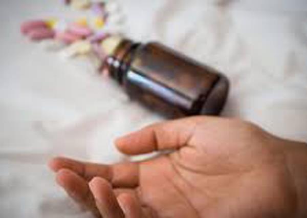 marital death due to swallowing poisonous substances