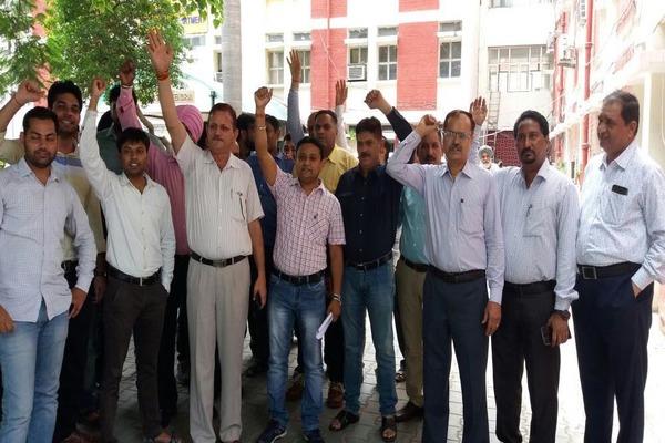 income tax  protest performance