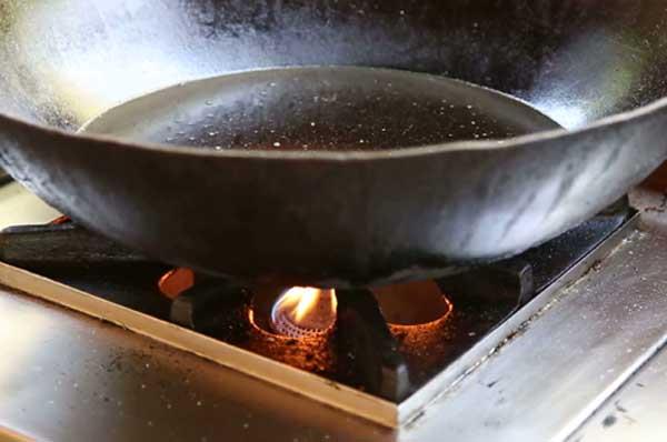 edible oil went repeatedly poisoned with hot  expert