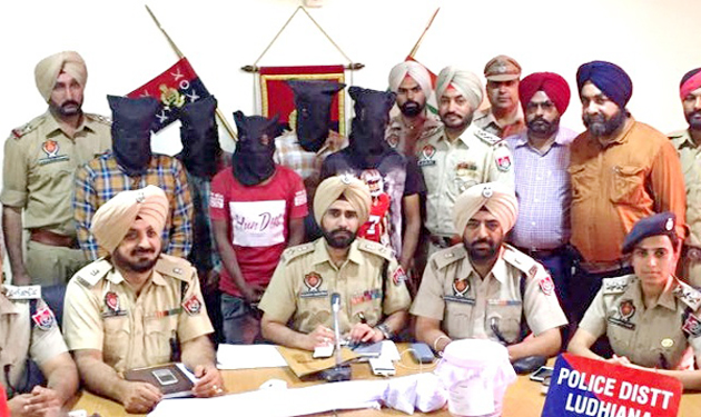 ਲੁੱਟ ਦੀ ਨੀਅਤ ਨਾਲ ਅੌਰਤ ਨੂੰ ਮੌਤ ਦੇ ਘਾਟ ਉਤਾਰਨ ਵਾਲੇ ਗ੍ਰਿਫਤਾਰ