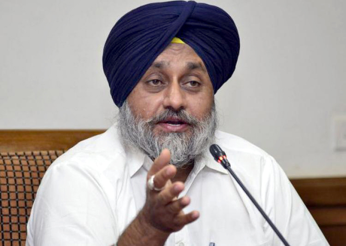 ਕੈਪਟਨ ਸਮਰਥਨ ਮੁੱਲ ਦੇ ਮੁੱਦੇ ''ਤੇ ਸਿਆਸਤ ਨਾ ਕਰਨ : ਸੁਖਬੀਰ
