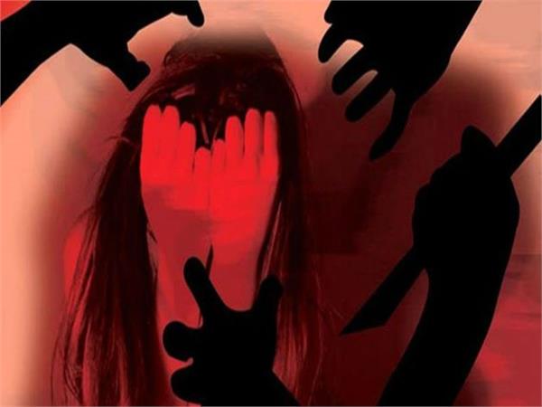 today  a girl saw me lying dead