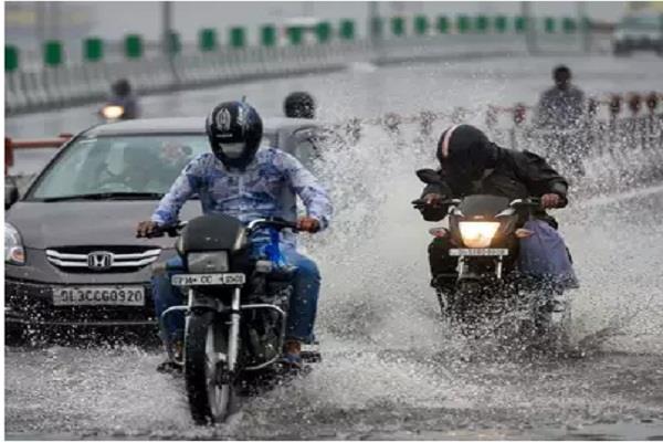delhi ncr no relief on friday rain to continue