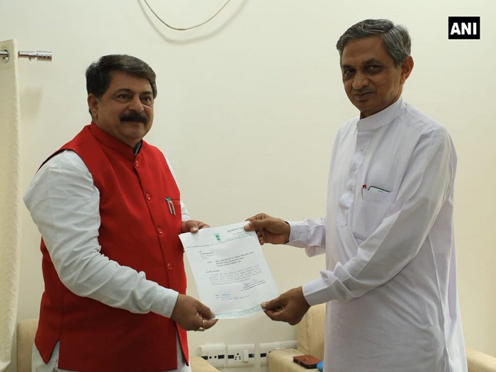 ਪਾਰਟੀ ਨਾਲ ਨਾਰਾਜ਼ ਬਾਵਲੀਆ ਨੇ ਛੱਡੀ ਕਾਂਗਰਸ, ਭਾਜਪਾ ''ਚ ਹੋਏ ਸ਼ਾਮਲ