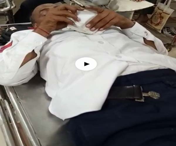 ਚੰਡੀਗੜ੍ਹ : ਟ੍ਰੈਫਿਕ ਪੁਲਸ ਮੁਲਾਜ਼ਮਾਂ ਨੂੰ ਕਾਰ ਚਾਲਕ ਨੇ ਮਾਰੀ ਟੱਕਰ