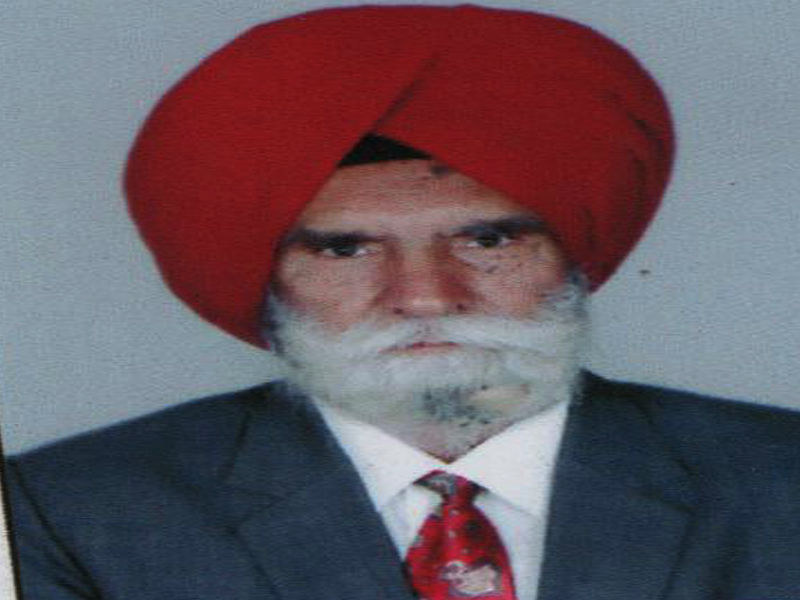 ਉਦੇਪੂਰ ਡਿਵੈਲਪਮੈਂਟ ਅਥਾਰਟੀ ਦੇ ਸੈਕਟਰੀ ਦਾ ਐਸ.ਜੀ.ਪੀ.ਸੀ. ਦੇ ਸੈਕਟਰੀ ਵਲੋਂ ਸਨਮਾਨ