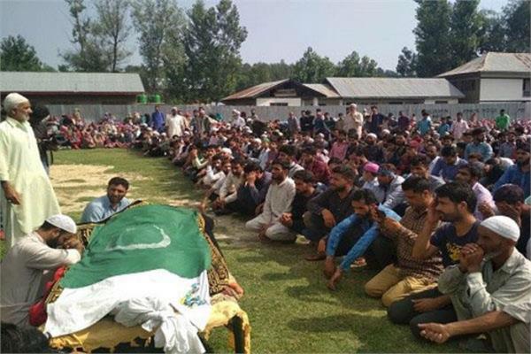 injured student died kashmir