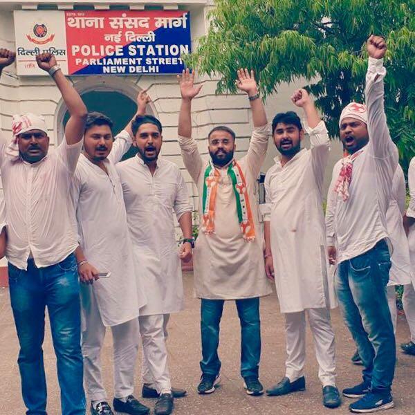 indian youth congress protest for modi policy