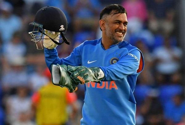 dhoni special accomplishment achieved  the first indian