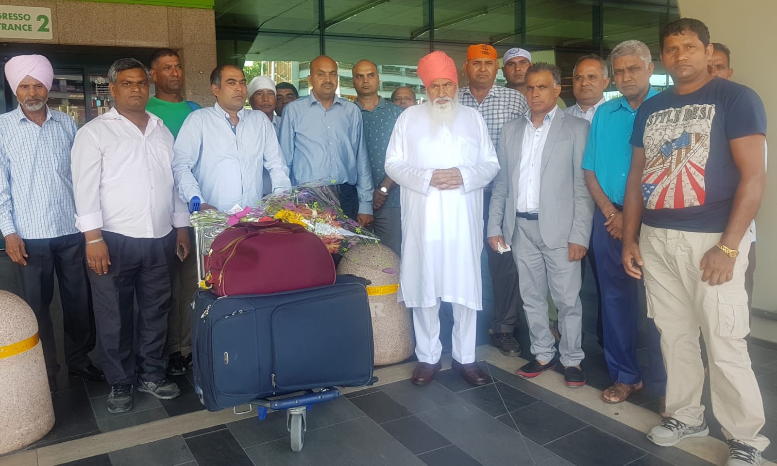 ਸੰਤ ਨਿਰੰਜਣ ਦਾਸ ਮੁਖੀ ਡੇਰਾ ਸੱਚਖੰਡ ਬੱਲਾਂ ਵਾਲਿਆਂ ਦਾ ਰੋਮ ਪਹੁੰਚਣ ਤੇ ਨਿੱਘਾ ਸਵਾਗਤ