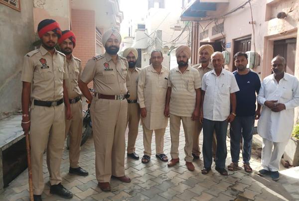 11 year old child protects a 3 and a half year kidnapped