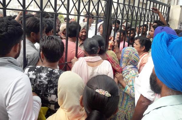 drug addiction hospital gate closure