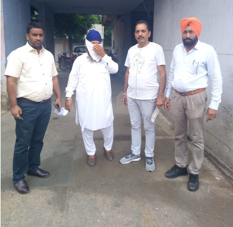 12 ਹਜ਼ਾਰ ਰੁਪਏ ਦੀ ਰਿਸ਼ਵਤ ਲੈਂਦਾ ਲਾਈਨਮੈਨ ਕਾਬੂ
