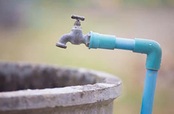 the people of shahbaz nagar drown water for 15 days