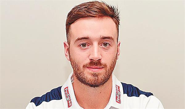 batsman james winsse joins england team