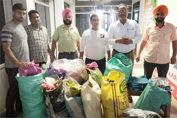 municipal council seized 3 quintals of plastic envelope