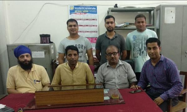 d  c  office workers   pistol strike tomorrow