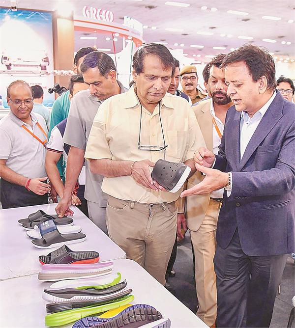 preparing strategy boost footwear industry