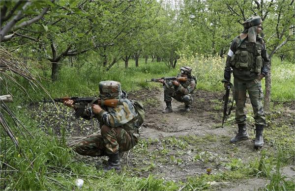 c 60 commandos shake from naxalites  government praises
