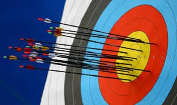 archery   arrow aimed at the target of deepika and atanu