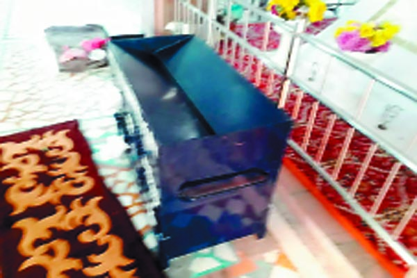 ਗੁਰਦੁਆਰਾ ਸਾਹਿਬ ਦੀ ਗੋਲਕ ਤੋਡ਼ ਕੇ ਪੈਸੇ ਉਡਾਏ