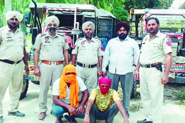 ਨਾਜਾਇਜ਼ ਰੇਤਾ ਦੀਆਂ ਟਰਾਲੀਆਂ ਸਣੇ 2 ਕਾਬੂ