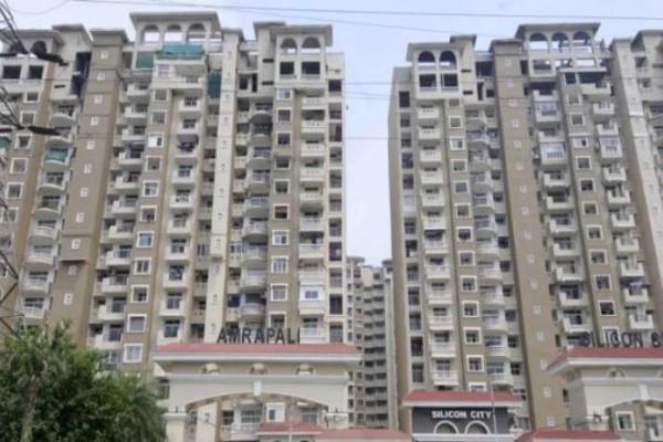 growing difficulties of home buyers  amrapali has gone missing rs  2500 crores