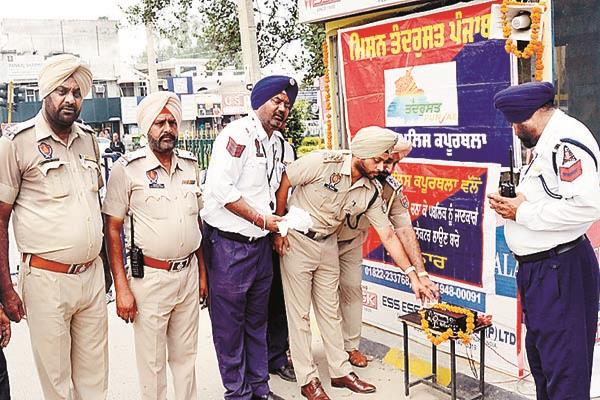 traffic rules compliance