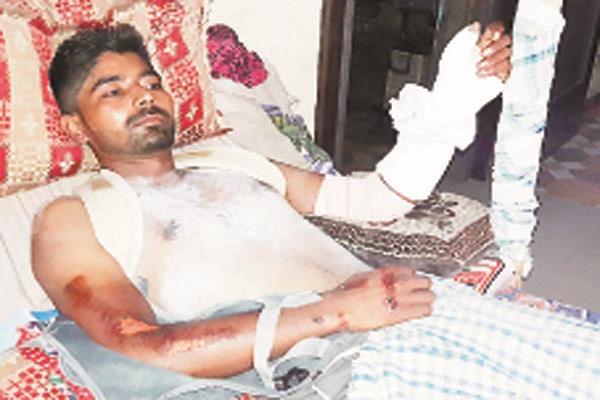 motorcycle young injured