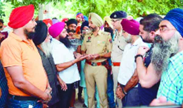 ਸੋਸ਼ਲ ਮੀਡੀਆ ’ਤੇ ਸਿੱਖਾਂ ਨੂੰ ਕੀਤਾ ਚੈਲੰਜ!