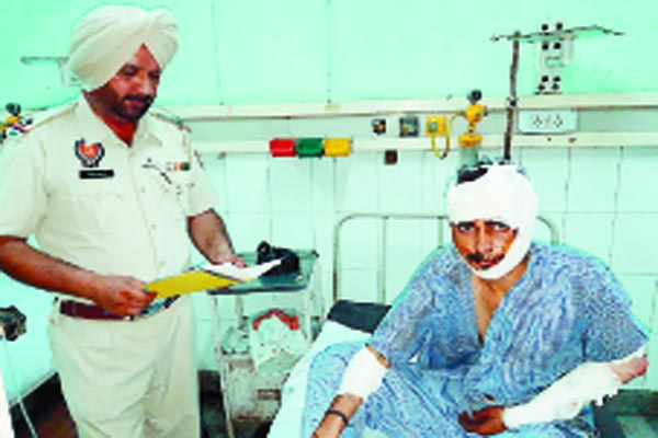 ਨੌਜਵਾਨ ’ਤੇ ਤੇਜ਼ਧਾਰ ਹਥਿਆਰਾਂ ਨਾਲ ਹਮਲਾ, ਹੱਤਿਆ ਦੀ ਕੋਸ਼ਿਸ਼ ਤਹਿਤ ਕੇਸ ਦਰਜ