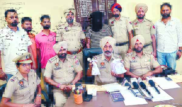 1.50 ਕਰੋਡ਼ ਰੁਪਏ ਦੀ ਹੈਰੋਇਨ ਸਮੇਤ ਗ੍ਰਿਫਤਾਰ