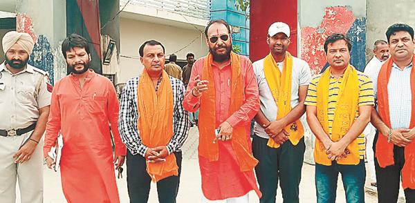 hindu leader threatens to kill khalistan based terrorists