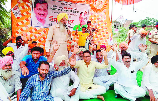 ਸਭ ਸੰਤ ਜੀ ਦੇ ਨਾਂ ''ਤੇ ਸਿਆਸੀ ਰੋਟੀਆਂ ਸੇਕਣ ਲਈ ਆਉਂਦੇ ਨੇ : ਅਮਨ ਅਰੋੜਾ