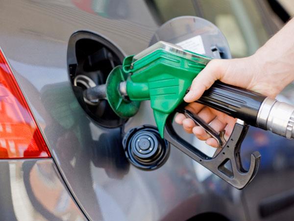 digital payment at petrol pumps cut